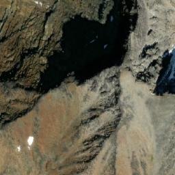 Satellite imagery of Higgins Peak, CA