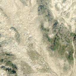 Satellite imagery of Skakala Peak, CA