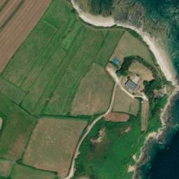 Satellite imagery of Les Herbeuses, FR