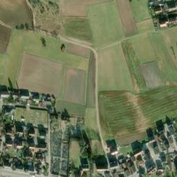 Satellite imagery of Schloss Heroldsbach, DE