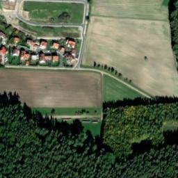 Satellite imagery of Schloss Vestenbergsgreuth, DE