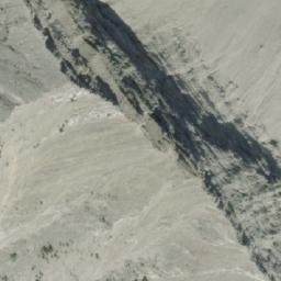 Satellite imagery of Phillipps Peak, CA