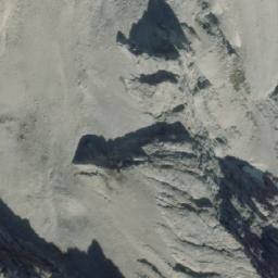 Satellite imagery of Phillipps Peak, CA
