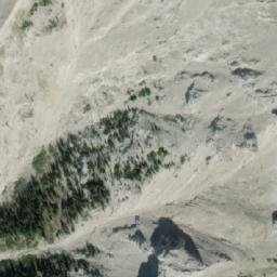 Satellite imagery of Phillipps Peak, CA