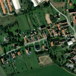 Satellite imagery of [Ves Touškov] church t., CZ