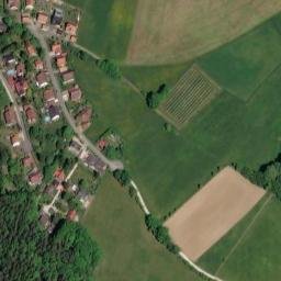 Satellite imagery of Schloss Ermreuth, DE