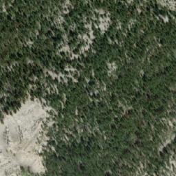 Satellite imagery of Crowsnest Pass, CA
