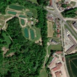 Satellite imagery of Abbaye Notre-Dame de Breteuil, FR