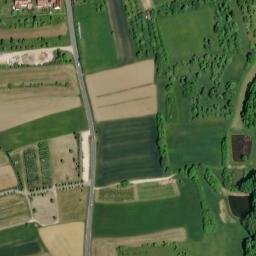 Satellite imagery of Schloss Adlitz, DE