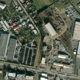 Satellite imagery of [Olomouc-Chválkovice] church t., CZ