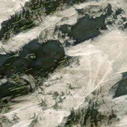 Satellite imagery of Mount Klauer, CA
