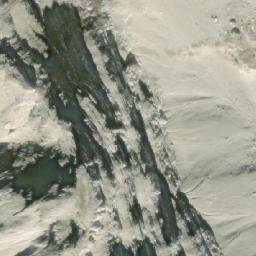 Satellite imagery of Mount Klauer, CA