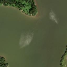 Satellite imagery of Tokoz [Žďár nad Sázavou-Zámek Žďár] factory chimney, CZ