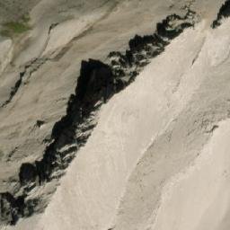 Satellite imagery of Chinook Peak, CA