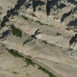 Satellite imagery of Mount McLaren, CA