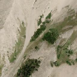 Satellite imagery of Chinook Peak, CA