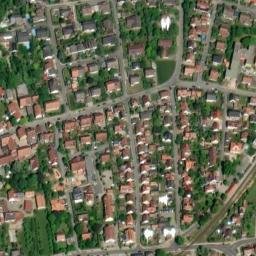 Satellite imagery of Schloss Kalchreuth, DE