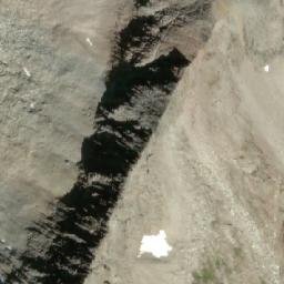 Satellite imagery of Snowcrest Mountain, CA