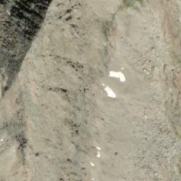 Satellite imagery of Snowcrest Mountain, CA