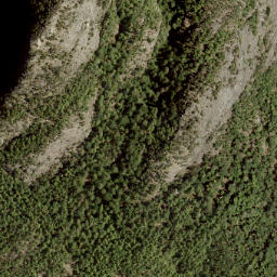 Satellite imagery of Leading Peak, CA