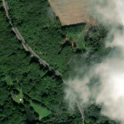 Satellite imagery of Momberg, DE