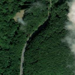 Satellite imagery of Momberg, DE