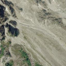 Satellite imagery of Mount Judge Howay, CA