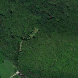 Satellite imagery of Rytro, PL