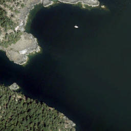 Satellite imagery of Mount Seafield, CA