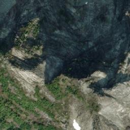 Satellite imagery of Mount Kranrod, CA