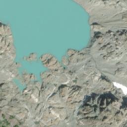 Satellite imagery of Misthorn, CA