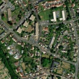 Satellite imagery of Abbaye Saint-Lucien de Beauvais, FR