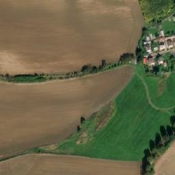 Satellite imagery of Na Čihadle [Oblajovice] GSM, CZ