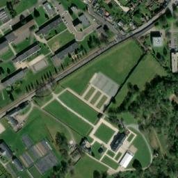 Satellite imagery of Chateau de Canteleu, FR