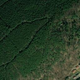 Satellite imagery of Wachenheim Castle, DE