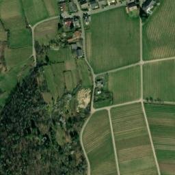 Satellite imagery of Wachenheim Castle, DE