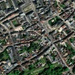 Satellite imagery of Château de Compiègne, FR