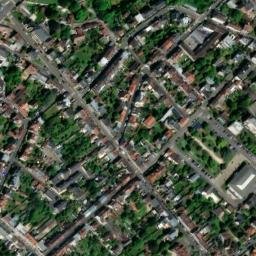 Satellite imagery of Abbaye Saint-Corneille-et-Saint-Cyprien, FR