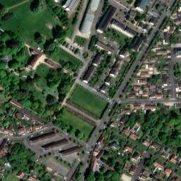 Satellite imagery of Abbaye de Royallieu, FR