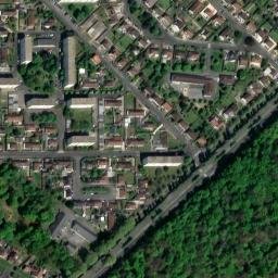 Satellite imagery of Abbaye de Royallieu, FR