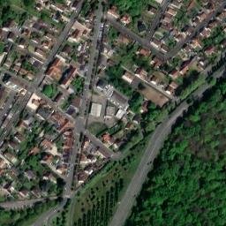 Satellite imagery of Abbaye de Royallieu, FR