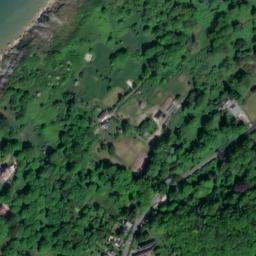 Satellite imagery of Pointe du Heurt, FR