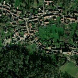 Satellite imagery of Château de Nointel [Oise], FR