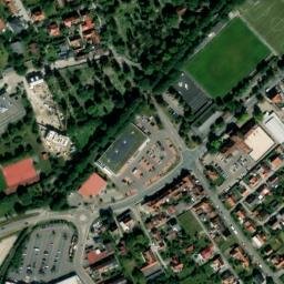 Satellite imagery of Roeder Gate, DE