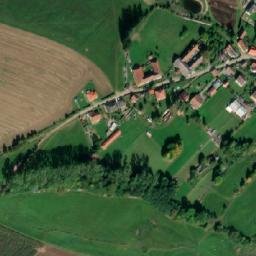 Satellite imagery of [Těmice u Kamenice nad Lipou] church t., CZ