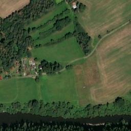 Satellite imagery of [Dobronice u Bechyně] castle outlook t., CZ