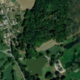 Satellite imagery of Ecuiry, FR