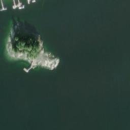 Satellite imagery of Cove Cliff, CA