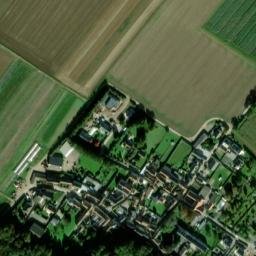 Satellite imagery of Château de Lion-sur-Mer, FR