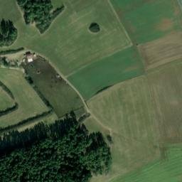 Satellite imagery of Schlößlberg, DE